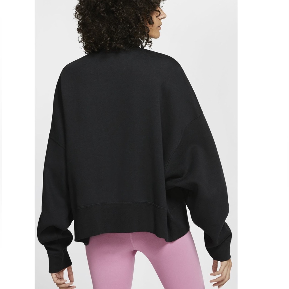 Nike Black Crewneck Sweatshirt - Picture 2 of 6